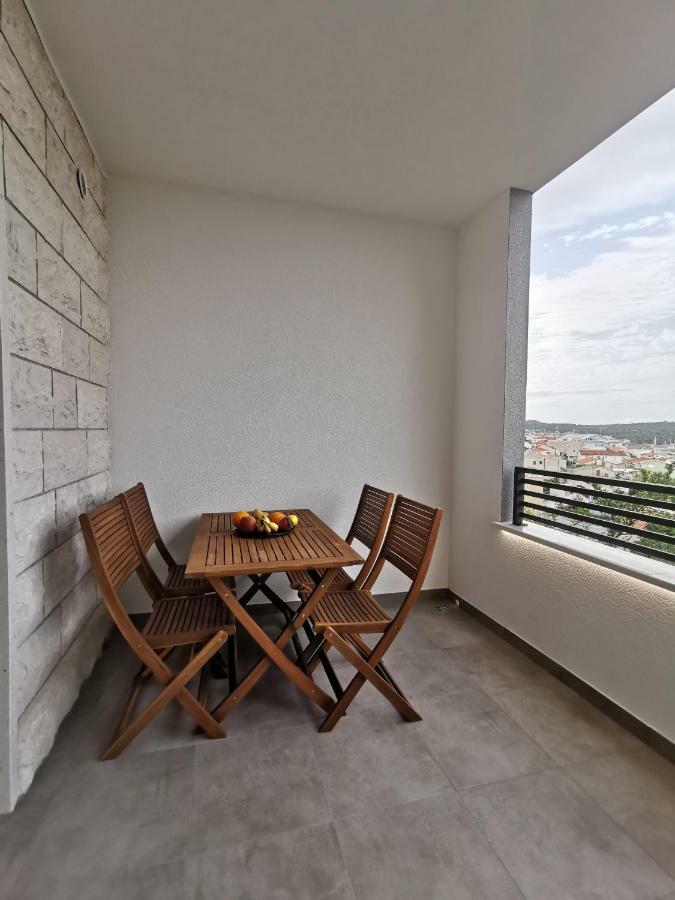 Apartments Tonkita With Jacuzzi Makarska Exterior photo